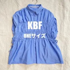 KBF スリーブレスシャーリングブラウス