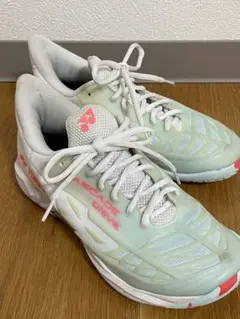 YONEX バドミントンシューズ 23