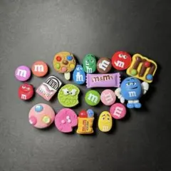 クロックスアクセサリー　ジビッツ　お菓子　20点のサムネイル