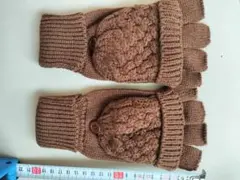 ブラウン ケーブル編み 指なし手袋