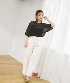 辻希美　アンジュシャルム　しまむら　コラボ　半袖　ニット　ロゴニットプルオーバーのサムネイル