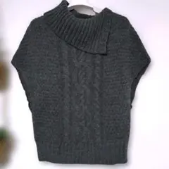 ローラアシュレイ　Laura Ashley 　ケーブル編み 　ニットベスト　Ｍ