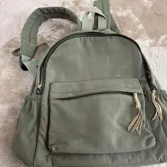 オリーブグリーン キャンバスリュック
