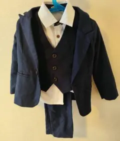美品　ネイビー フォーマルスーツ 4点セット　100cm