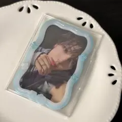 010 B8 レジンデコ トレカデコ トレカケース レジン 水色
