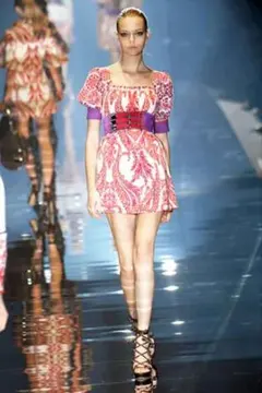 GUCCI レア ワンピース