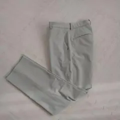 UNIQLO　スリムフィット パンツ