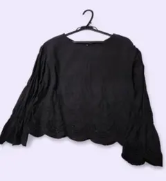 レース装飾 黒 長袖ブラウス GU