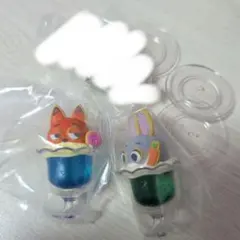 ガチャ　Disney　Yummy!スイーツマスコット　ズートピア　ニックジュディ