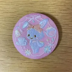 サンリオ　刺繍缶バッジ　ウィッシュミーメル