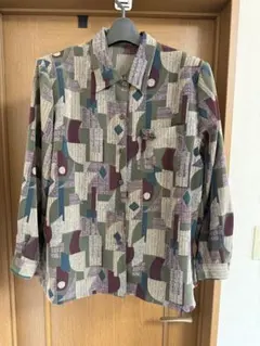 幾何学模様 長袖シャツ サイズ13