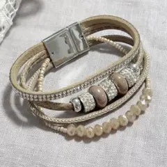 レザーとビーズのコンビネーション4連ブレスレット＊ベージュ