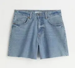 H&M ハイウエスト デニムショートパンツ