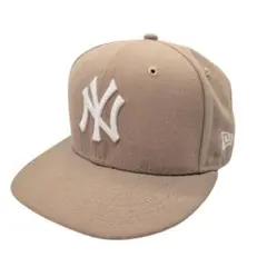 New Era 59FIFTY ベージュキャップ