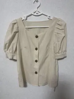 INGNI ブラウス アイボリー 半袖