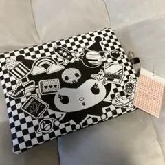 クロミちゃん　モノトーン　フラットポーチ　チェック柄
