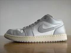 NIKE　AIR JORDAN 1 LOW　　NIKE DUNK LOWのサムネイル