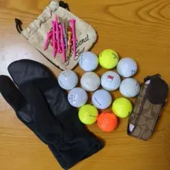 ゴルフボールとアクセサリーセット