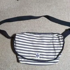 CHUMS ショルダーバッグ スウェット地