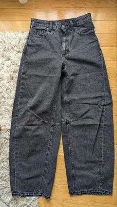 バレルレッグジーンズ(GU)ダークグレー