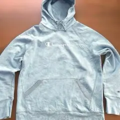 ぽ*ん様 【Champion】王道デザイン スクリプトロゴパーカー ライトブルー