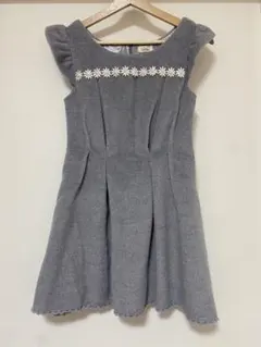evelyn♡グレー フラワー刺繍 ノースリーブミニワンピース