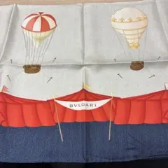 美品　BVLGARI ブルガリ　シルク　スカーフ 気球柄 大判　総柄