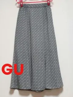 GU ジーユー　モザイク柄　ロングスカート