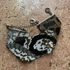 ビーズブレスレット　アクセサリー　蛇柄　幅広