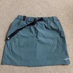 美品　mont-bell キッズ スカート 150