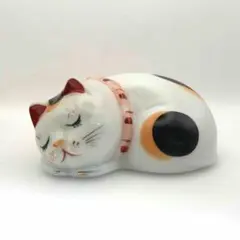 127 ③未使用保管品 瀬戸焼 赤絵眠り猫 陶器製 猫の置物 昭和期 民藝 希少
