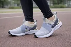 軽量【PUMA】24.5cm スリッポン スニーカー