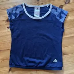 adidas ネイビー Tシャツ 120