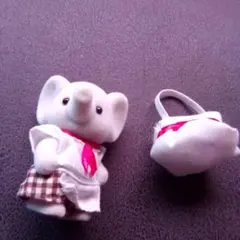 赤ちゃんぞう　シルバニアファミリー