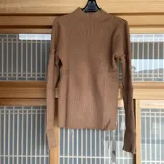 リブ編みハイネックセーター ブラウン