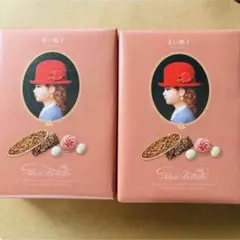 赤い帽子 エレガント　焼き菓子のサムネイル