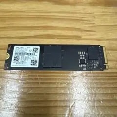 Apple SSD SM0512F 500GB 内蔵型SSD - メルカリ