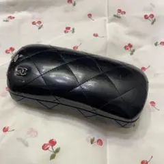 CHANEL サングラスケース マトラッセ ブラック - メルカリ
