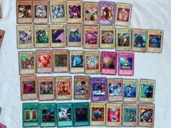 143枚】遊戯王 初期 2期 まとめ売り 引退品 - メルカリ