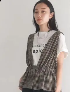 新品タグ付きJEANASISチェックジャガードペプラムバスト