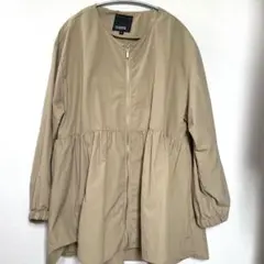 HK WORKS LONDON ノーカラージャケット ベージュ LLのサムネイル