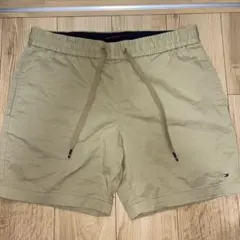 即発送‼️TOMMY HILFIGER メンズ ショートパンツ ベージュ Mのサムネイル