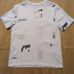 Nike グラフィックプリント Tシャツ