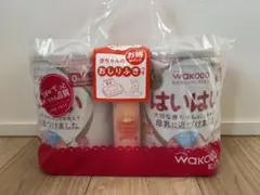 WAKODO はいはい 粉ミルク 400g×2おしりふき付き