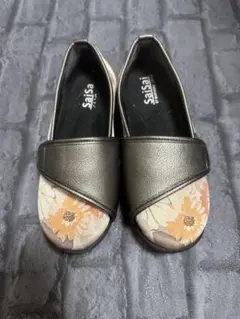 Item thumbnail for item dcbe4afd-9e9c-44a8-a852-bd2cc0cc2948