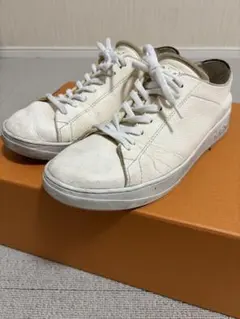 LOUIS VUITTON スニーカー