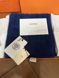 【新品未使用品】エルメス 定番カレ・タオル 《ステアーズ》