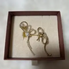 herlipto Asymmetry Double Ribbon Earringのサムネイル