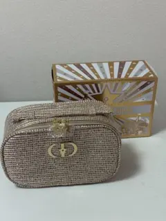 ディオール クリスマス オファー2025 ホリデー ポーチ