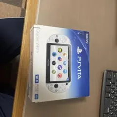 PlayStation®Vita（PCH-2000シリーズ） Wi-Fiモデル…